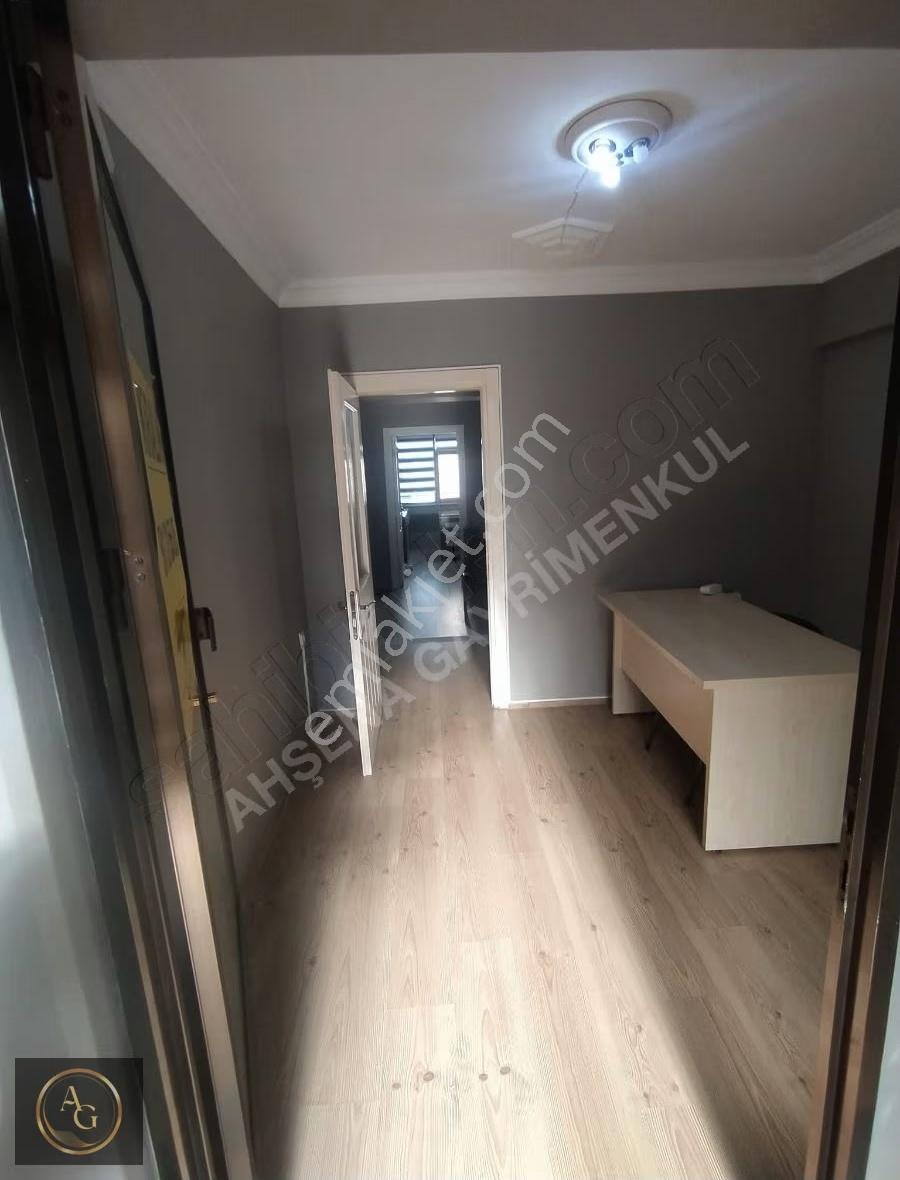 Ahşena Gayrimenkul'den Bursa Merkezde Eşyalı 1+1 Kiralık Ofis - Görsel 12