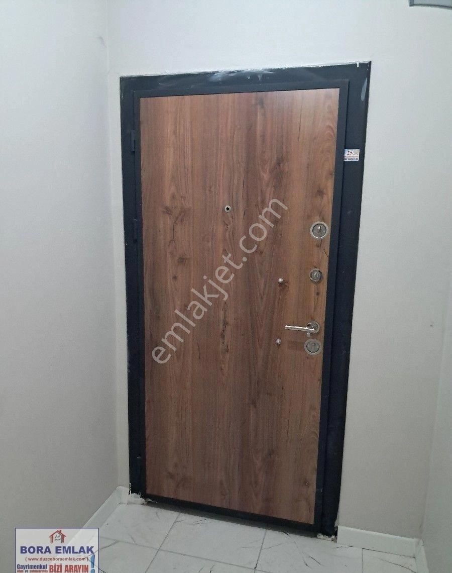 Düzce Aziziye Mahallesinde 2+1 Arakat Asansörlü Kapalı Garajlı Satılık Daire - Görsel 3