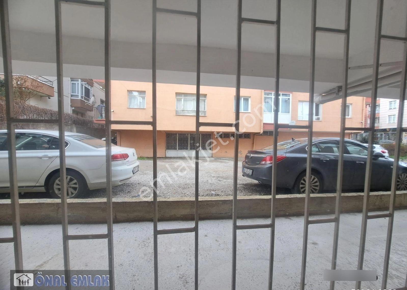 Önaldan Dikmen Salkım Söğüt Cad. Üzeri 3+1 Y. Giriş - Görsel 13