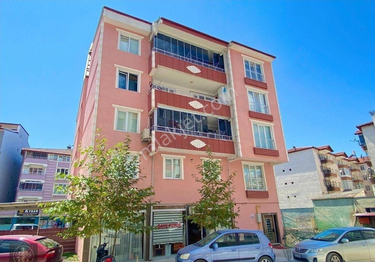 Tokat Niksar Elit Emlaktan Şehir Merkezinde Kiralık 3+1 Daire Uygun Fiyata - Görsel 10