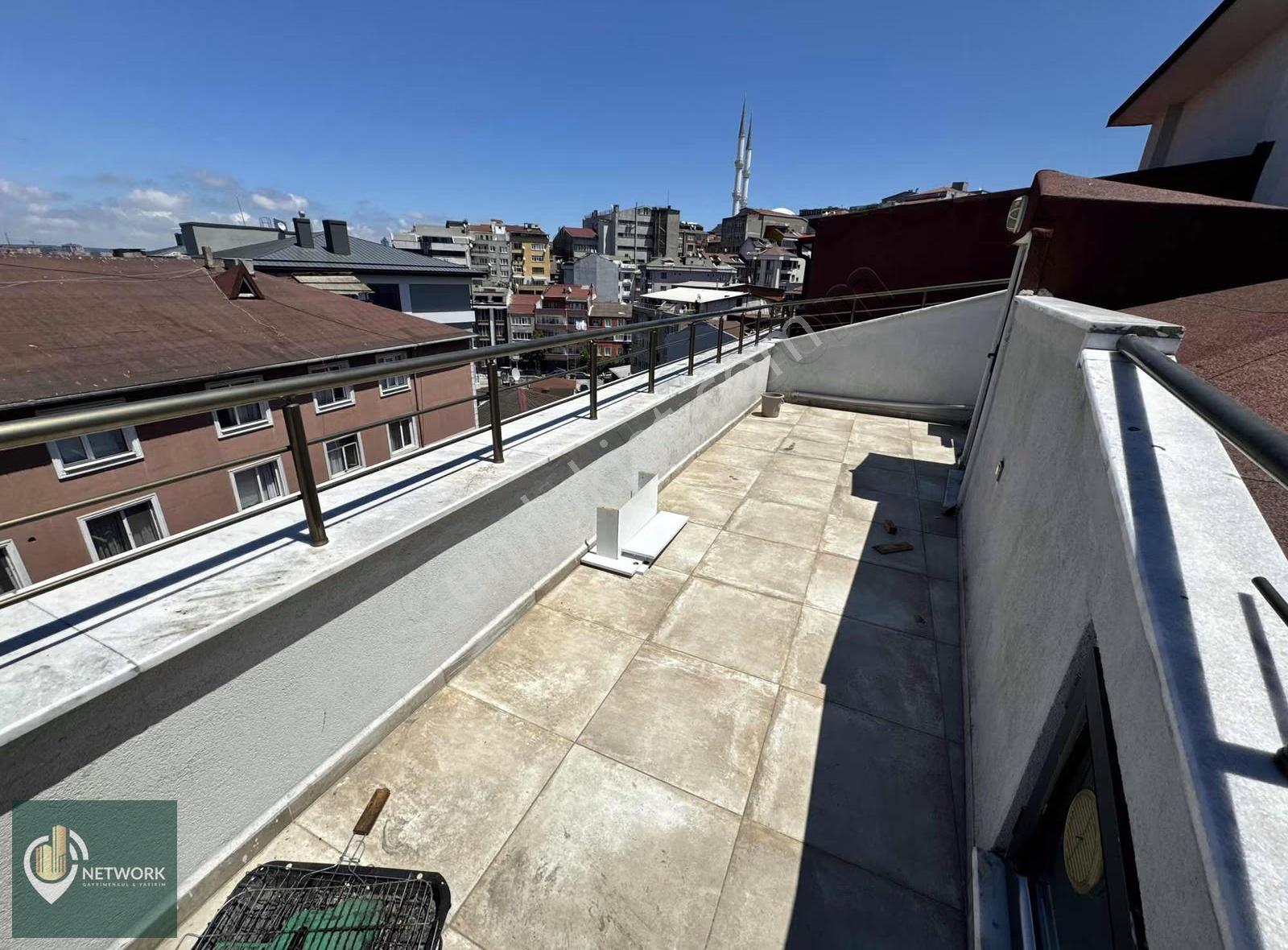Metro Ve Metrobüse Yakın Ferah Teraslı 2+1 Eşyalı Daire - Görsel 22