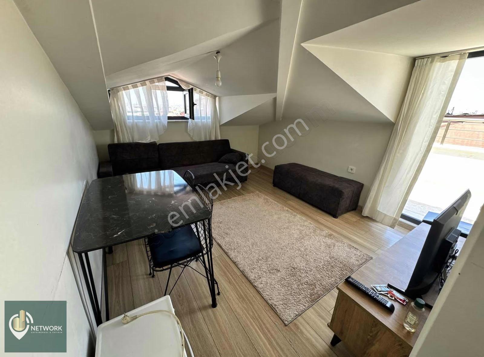 Metro Ve Metrobüse Yakın Ferah Teraslı 2+1 Eşyalı Daire - Görsel 25