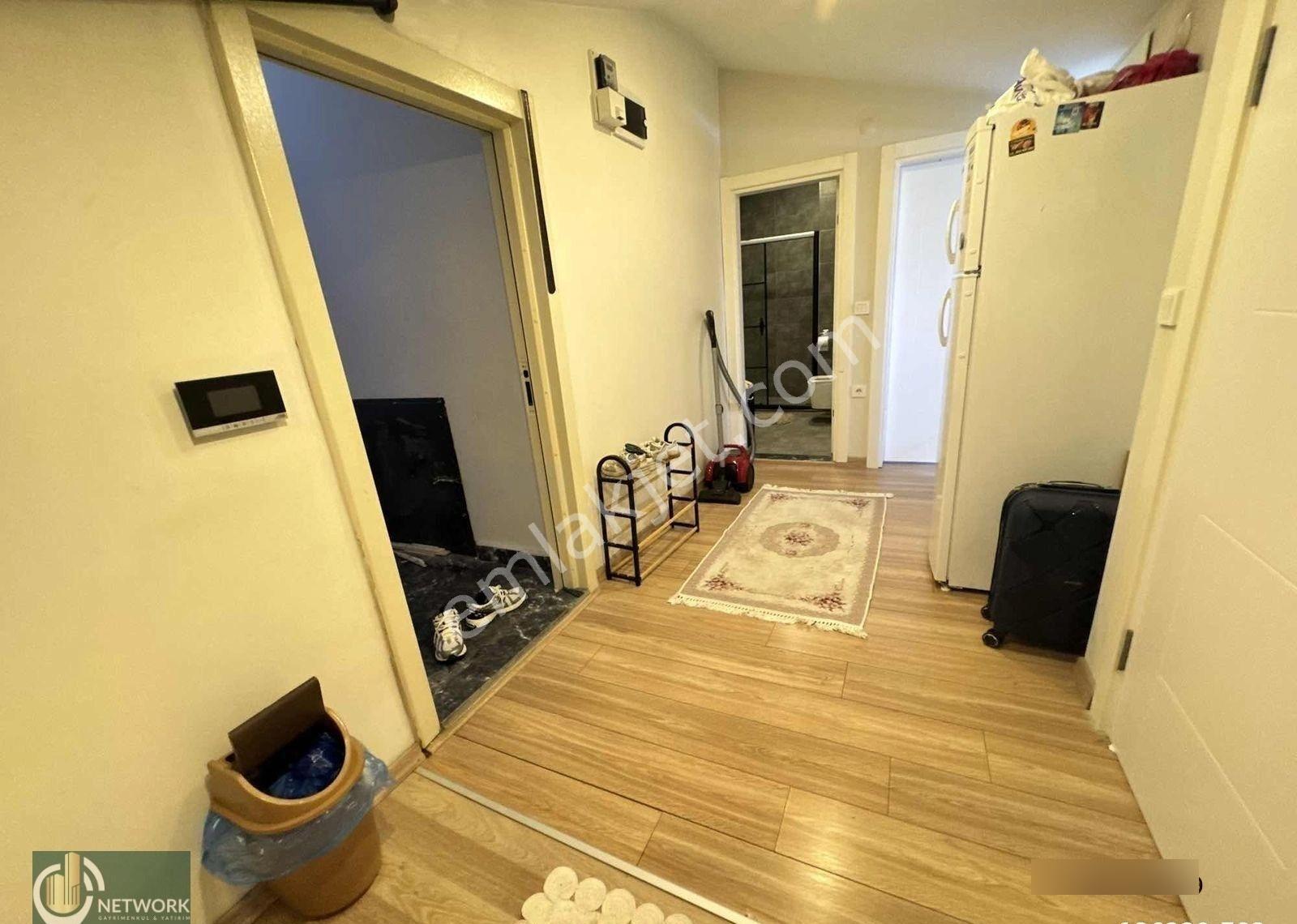 Metro Ve Metrobüse Yakın Ferah Teraslı 2+1 Eşyalı Daire - Görsel 4