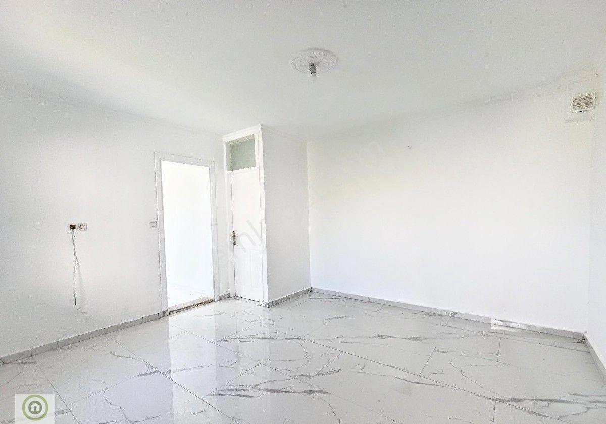 Bodrum Konacık'ta Satılık 2+1 Üst Kat Daire Tamamen Yenilenmiş Ayrı Mutfak - Görsel 12