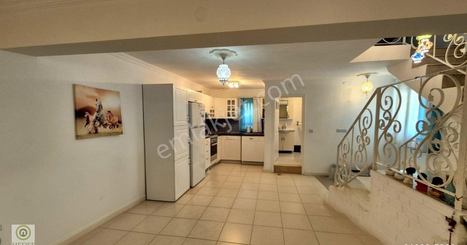 Bodrum Bardakçıda Deniz Manzaralı Teraslı İkiz Dubleks Villa - Görsel 32