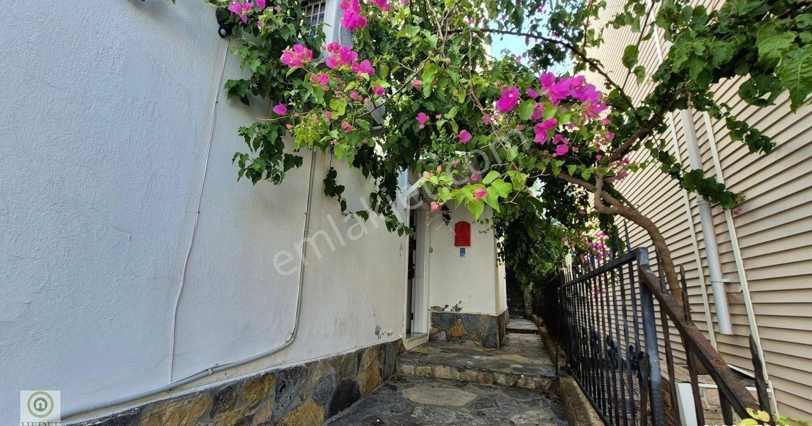 Bodrum Bardakçıda Deniz Manzaralı Teraslı İkiz Dubleks Villa - Görsel 25
