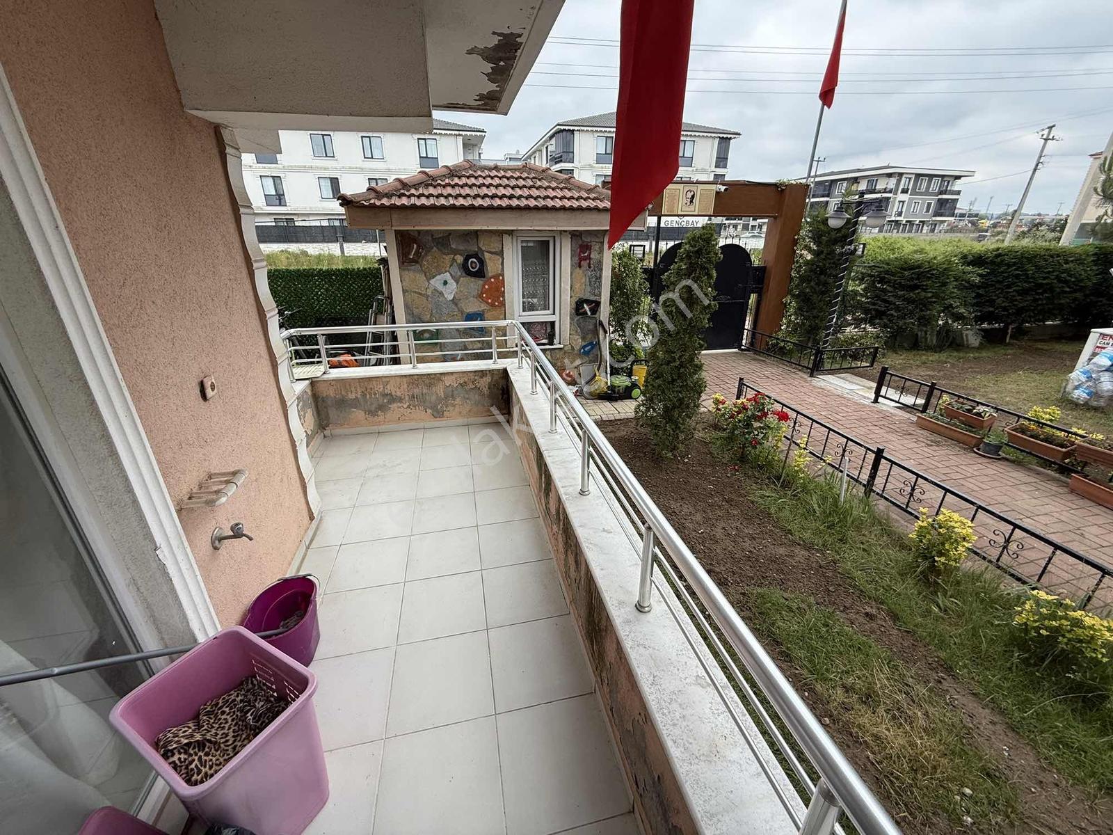 Havuzlu Site İçersinde Bahçe Katı 2+1 Mutfak Ayrı - Görsel 26