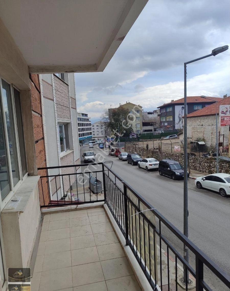 Kaya Emlak'tan Kemalpaşanın Merkezinde Satılık Kombili Daire - Görsel 7
