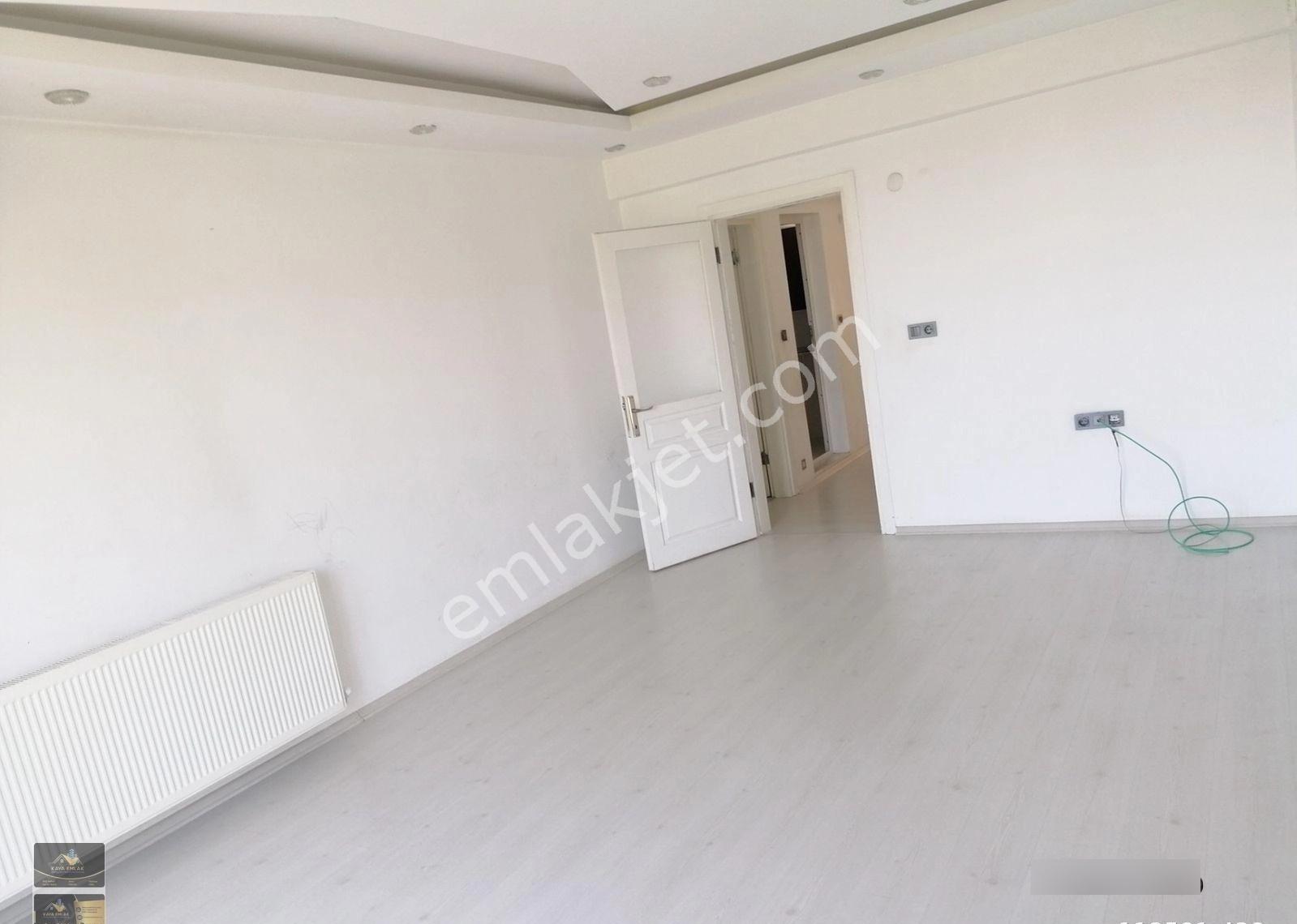 Kemalpaşanın Merkezinde Acil Satılık 110 M2 2+1 Doğalgazlı Daire - Görsel 9