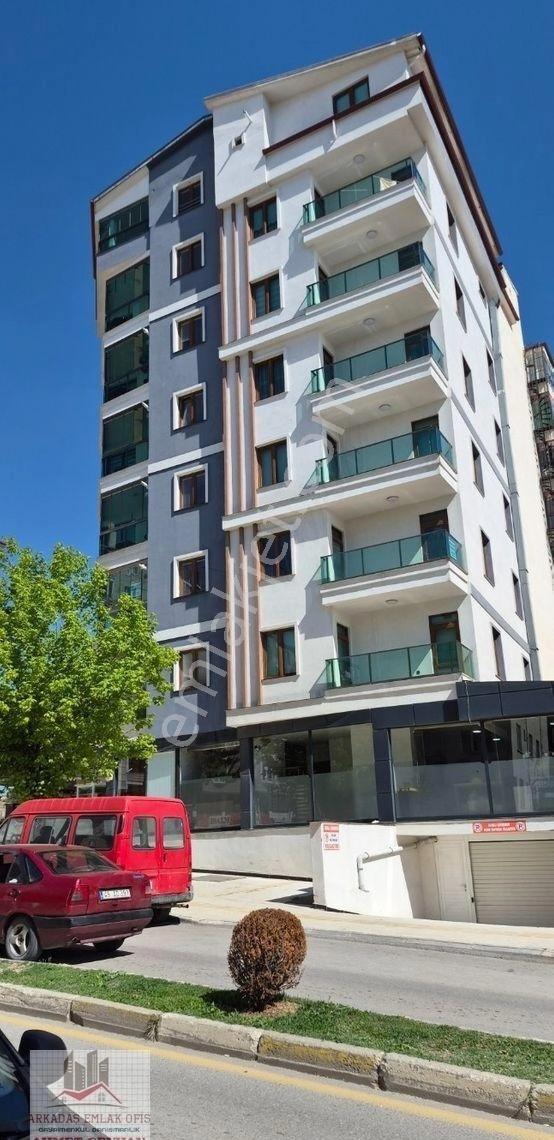 Arkadaş Emlaktan Çorumun İncisi Bahabey Caddesinde Muhteşem Satılık Daire