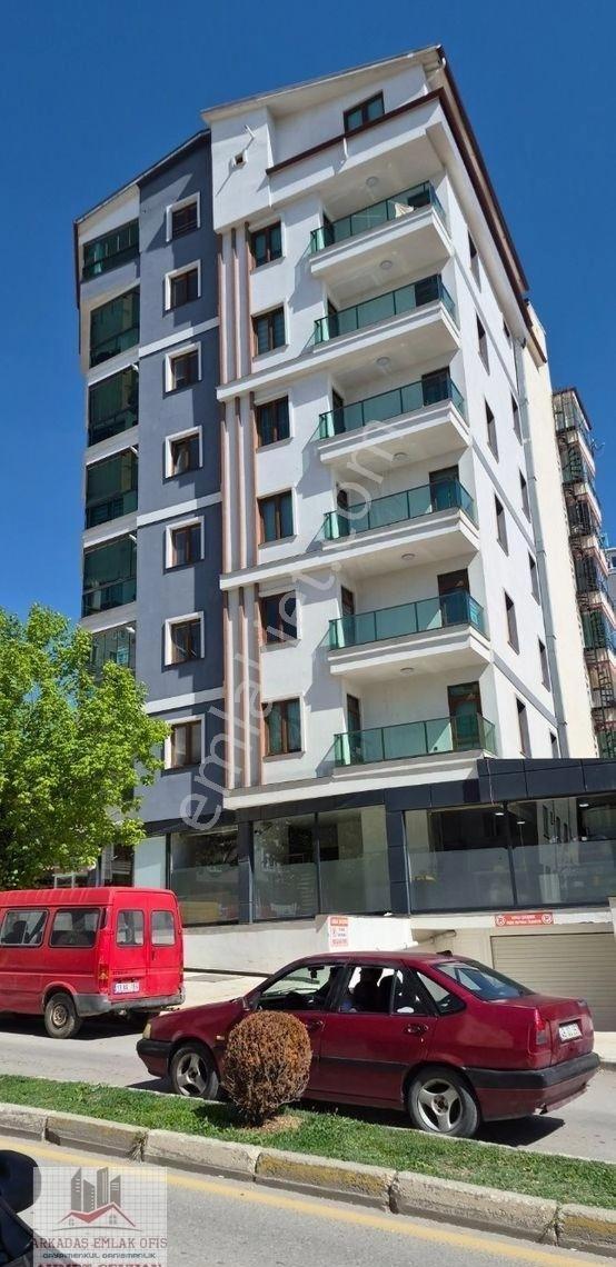 Arkadaş Emlaktan Çorumun İncisi Bahabey Caddesinde Muhteşem Satılık Daire - Görsel 25