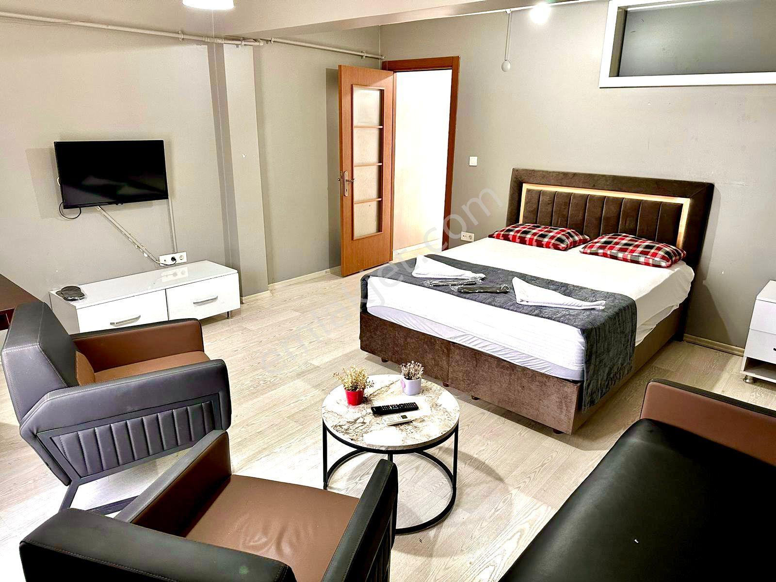 Fatih Topkapı'da Tramvay Yakını Lüks Dizayn Orj Resim Teraslı Günlük Kiralık Daireler 7/24 - Görsel 32
