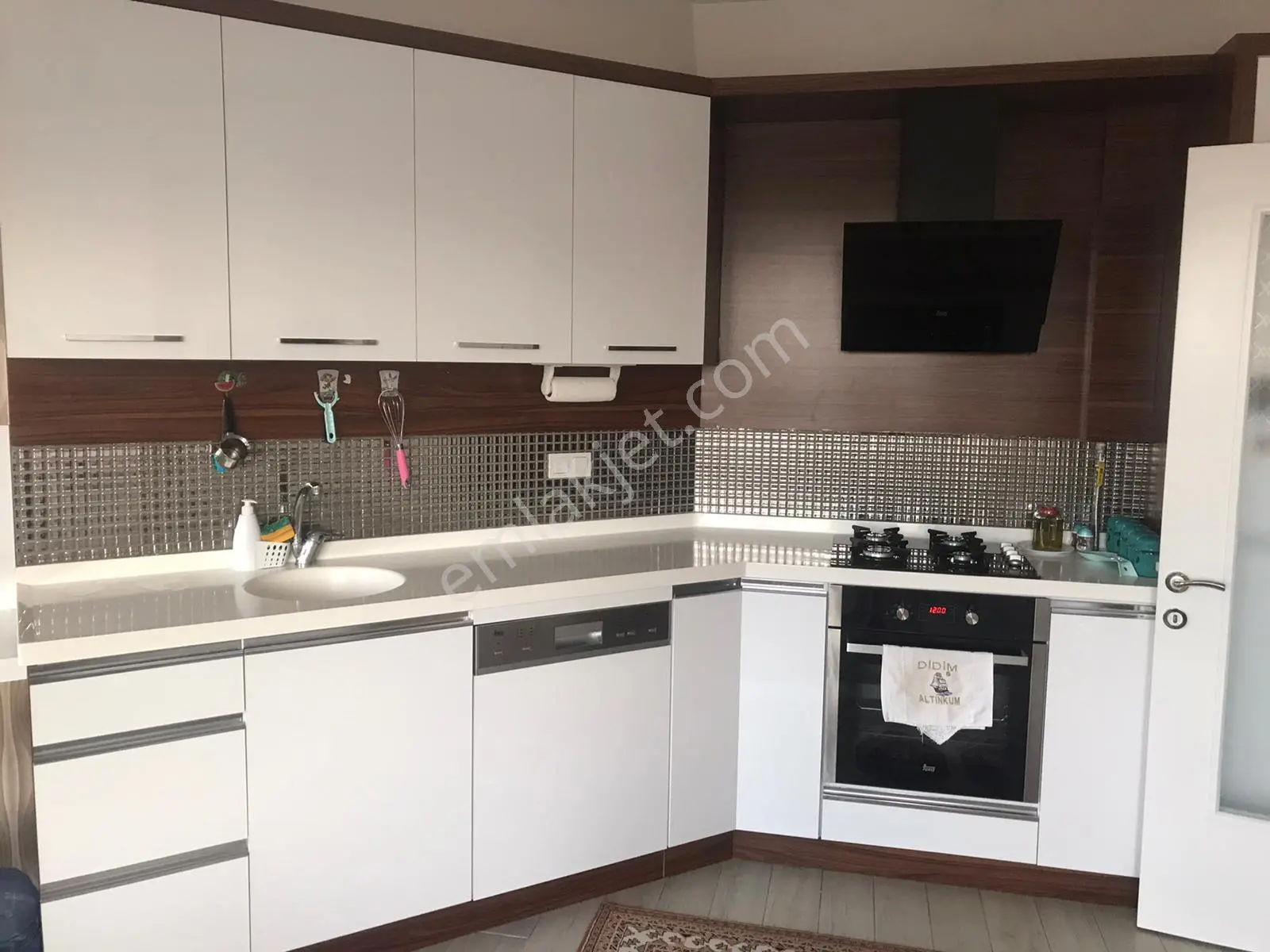 Selçuklu Mah Yurdagül Sitesi Satılık Eşyalı 1+1 Daire - Görsel 7
