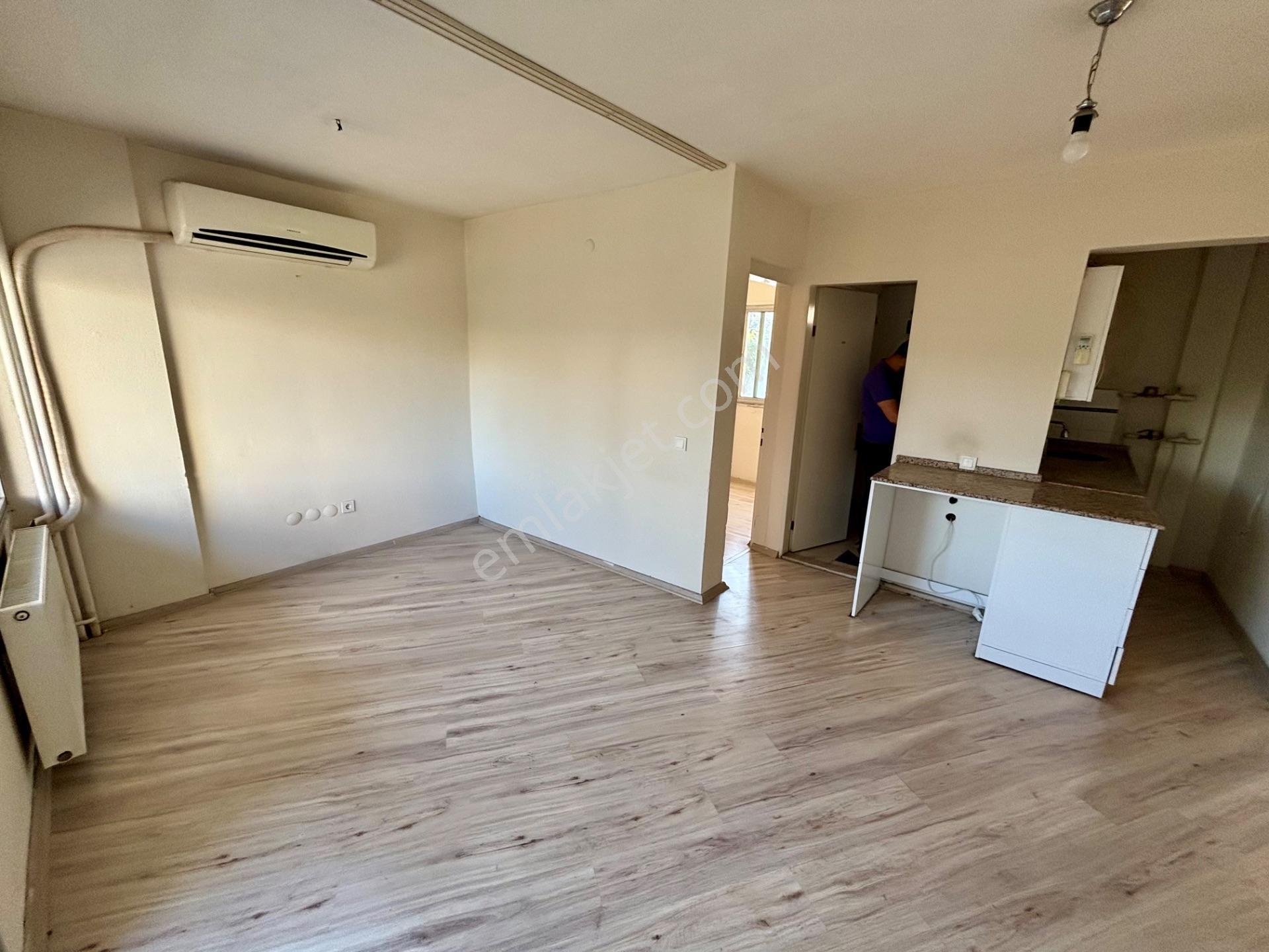 Bornova Evka 3 Metro Yürüme Mesafesinde Kiralık 1+1 Daire - Görsel 7