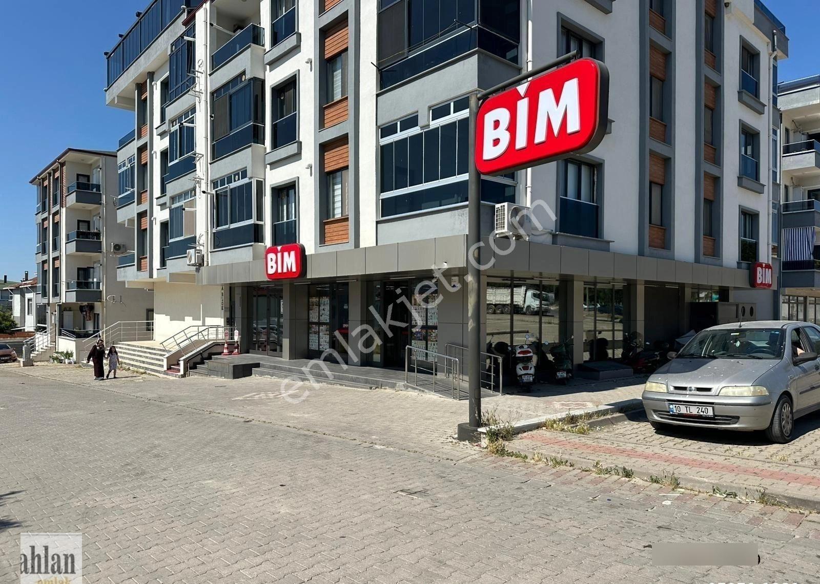 Şahlan Emlaktan Kurumsal Kiracılı 571m2 Yeni Bina Satılık Dükkan - Görsel 10