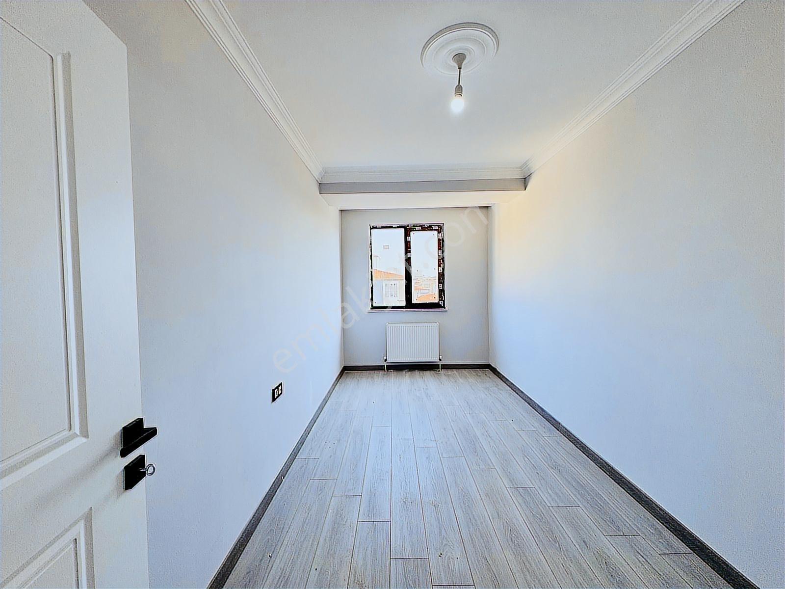 Güven'den Sınırsız Kredi İmkanlı Ebv.banyolu,k.otoparklı 2+1 Ev - Görsel 17