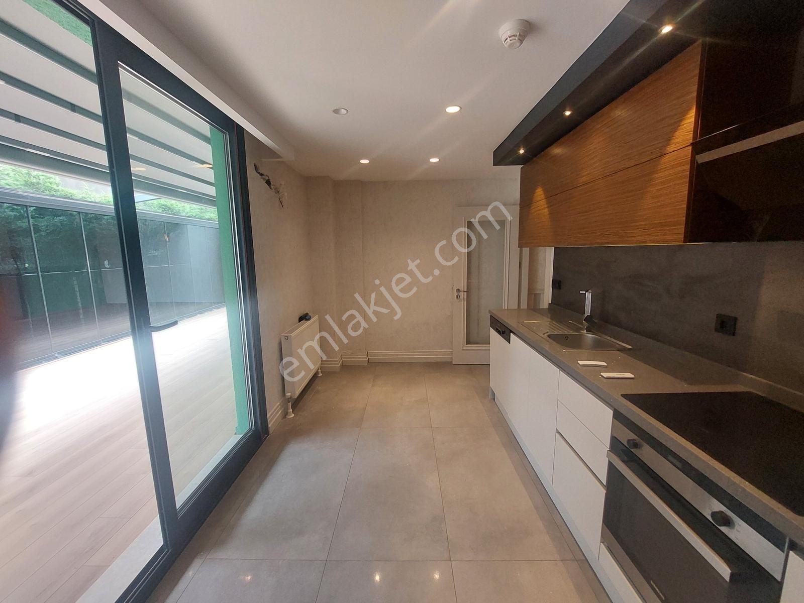 Avcılar Caddebostan Projesinde 140m2 Lüks Bahçeli Dubleks Daire - Görsel 32