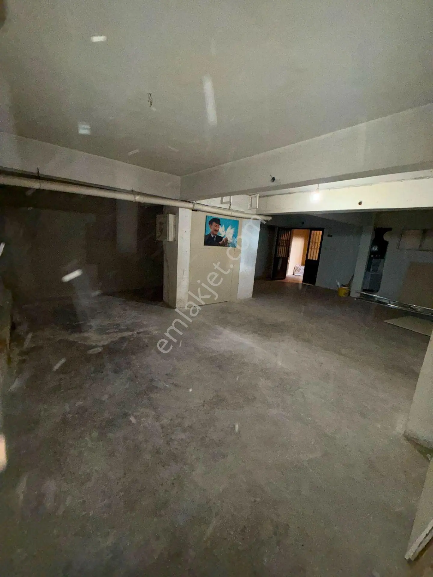 Cerrahpaşa Emlaktan Avcılar Mustafa Kemalpaşa’da Kiralık 40 M² Bodrum Kat Dükkan | 10.000 Tl - Görsel 2