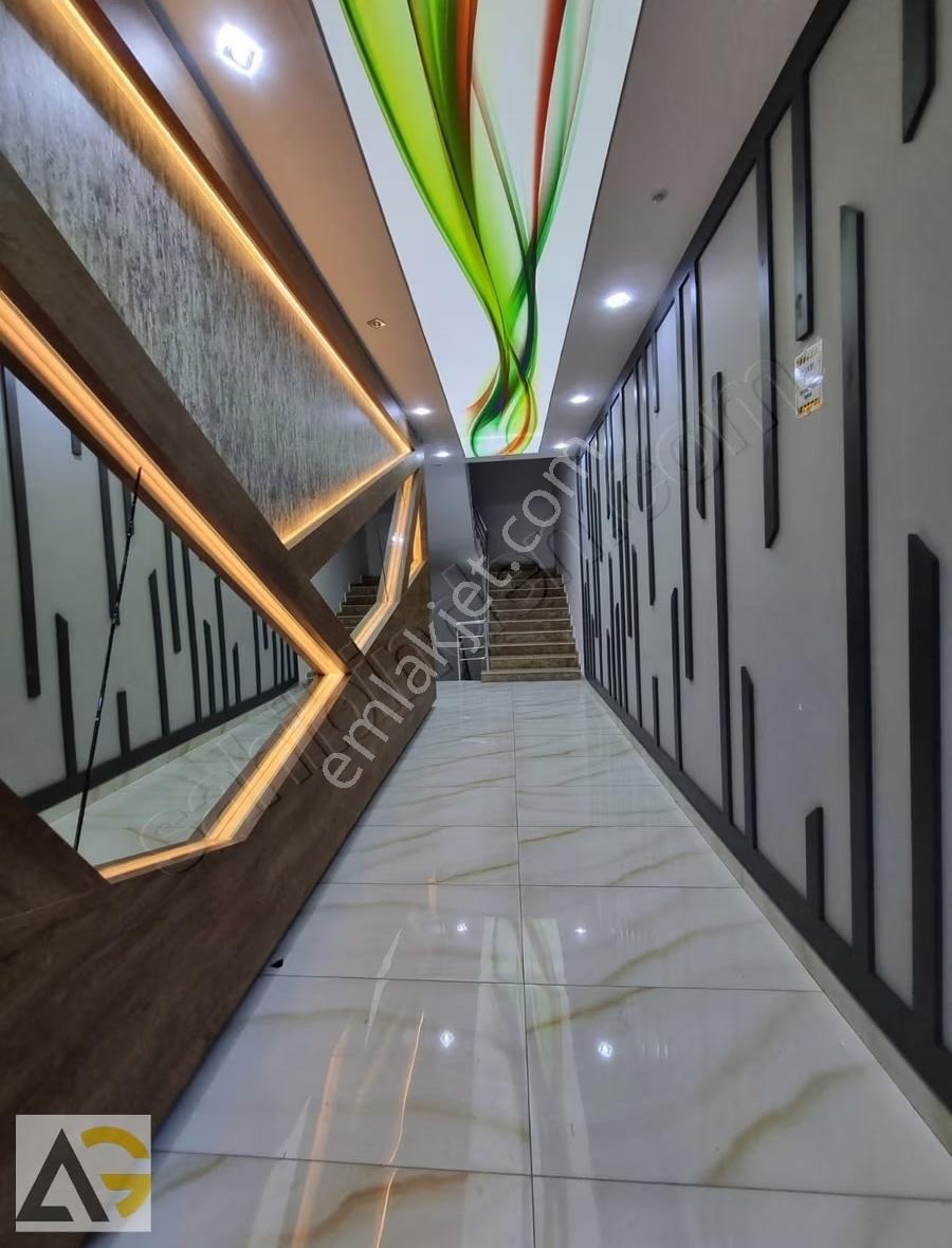 Auradan Azor Plaza Evlerinde Kiralık Eşyalı 1+1 Daire - Görsel 12