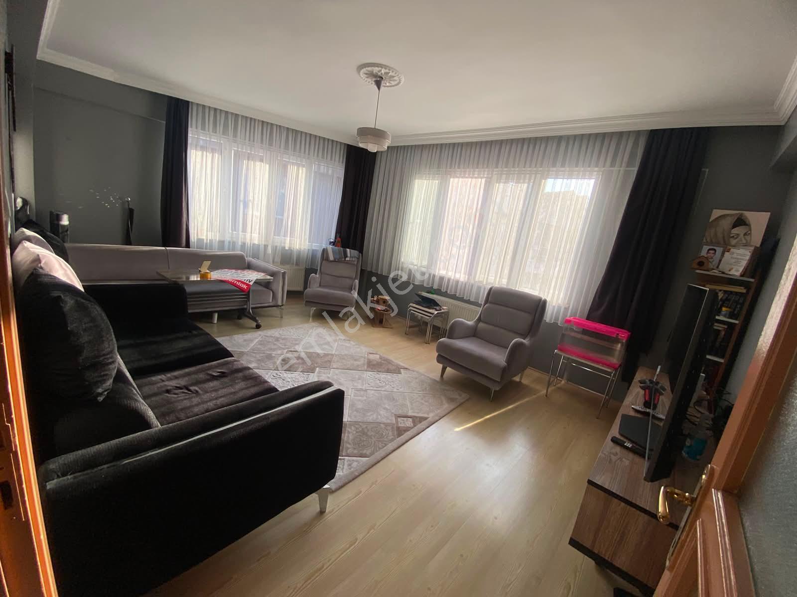 Gültepe Mh Süper Konum 105 M² Arakat Köşe Ferah 2+1 Daire Bk-29