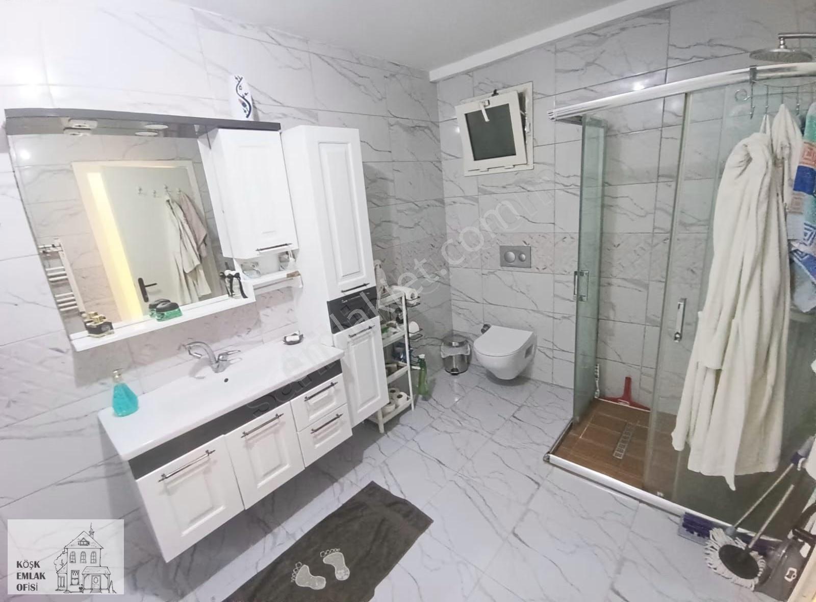 Bahçelievler Fuat Paşa Sokak'ta 4+1 200 M2 Satılık Daire - Görsel 3
