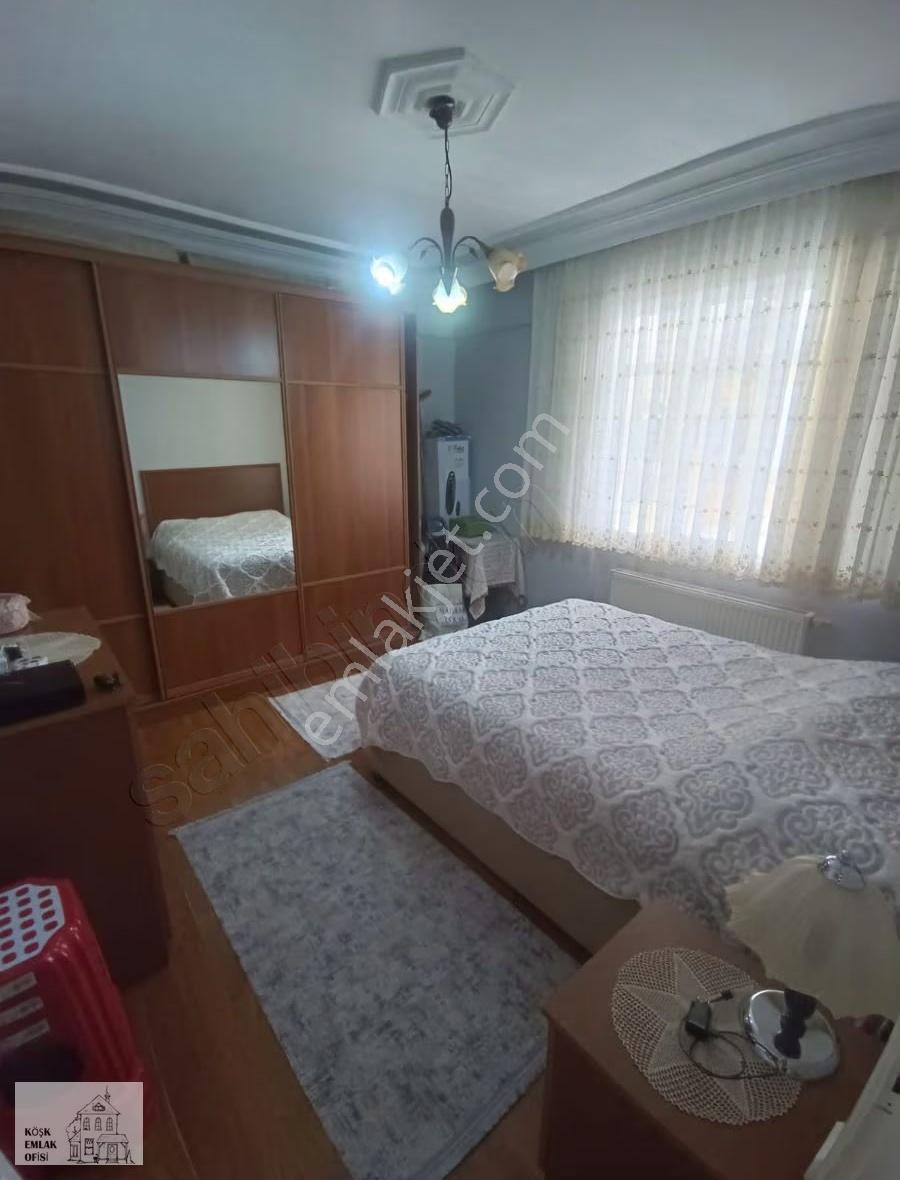 Bahçelievler Basın Sitesi Gürbüz Sokak'ta 2+1 3. Kat Satılık - Görsel 8