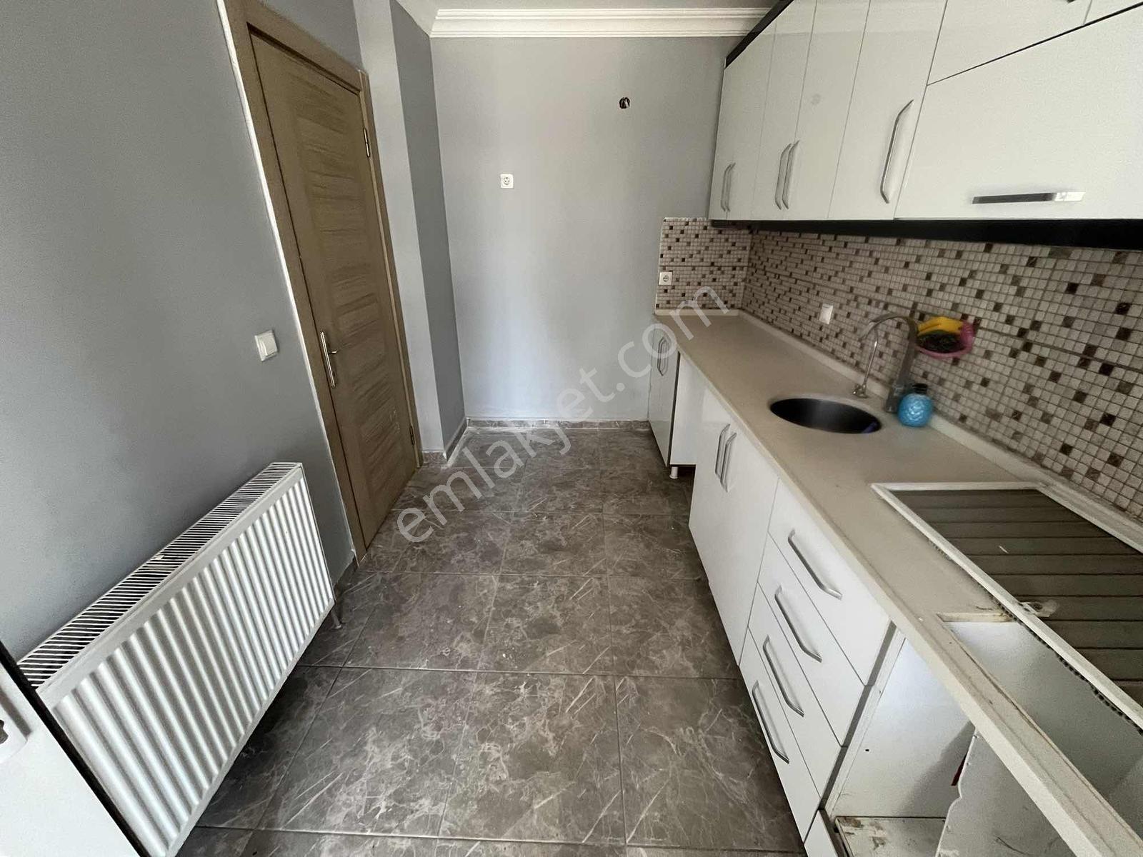 Dağlı !gayrimenkul'den|cadde Üzeri|ara|kat|2+1|teraslı|daire. - Görsel 8