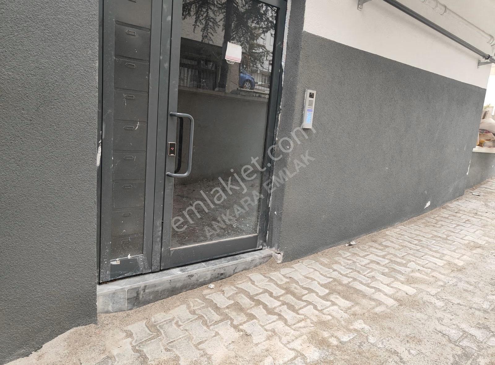 Esat Hacıyolu Sk.yeni Bina Yüksek Giriş 1+1 Kızılaya Yakın Satlk - Görsel 6