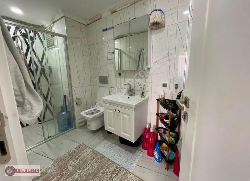 Cumhuriyet Mahallesi'nde 1+1 4. Kat Satılık Site Dairesi. - Görsel 4