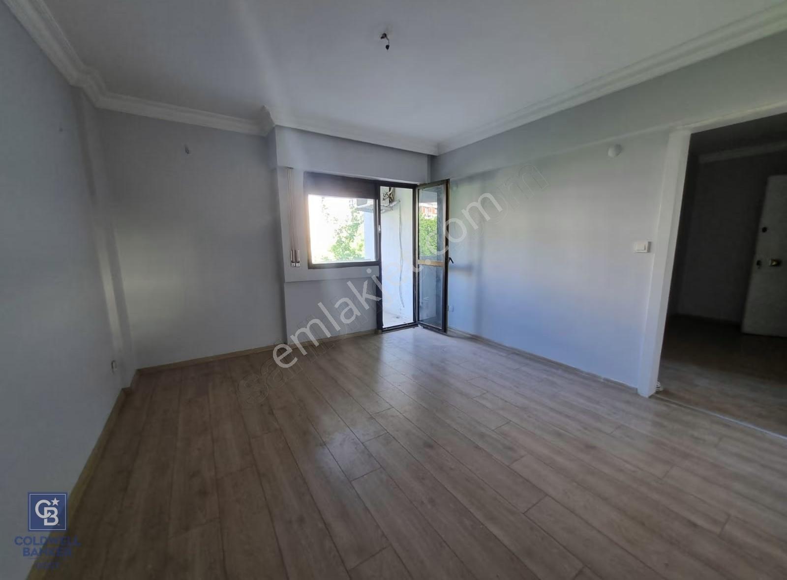 Alancak Merkezi Konumda Park Cepheli Kiralık Ofis - Görsel 8