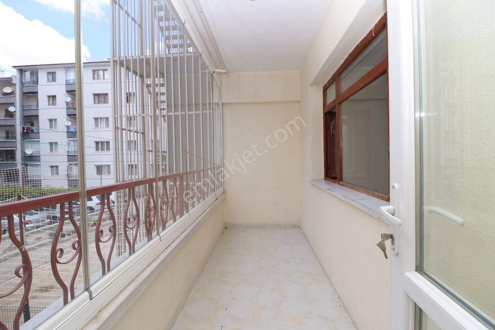 Akif'ten Atakent'te 3+1 14.cadde Üzeri Ara Kat G/b Cephe Kiralık Daire - Görsel 6