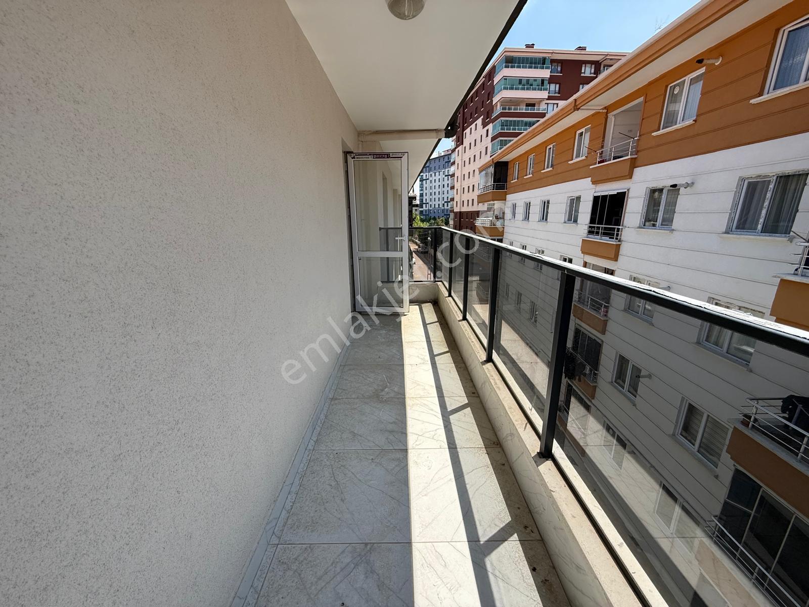 Karapürçek Mah Caddeye Yakın Asansörlü Satılık Daire - Görsel 32