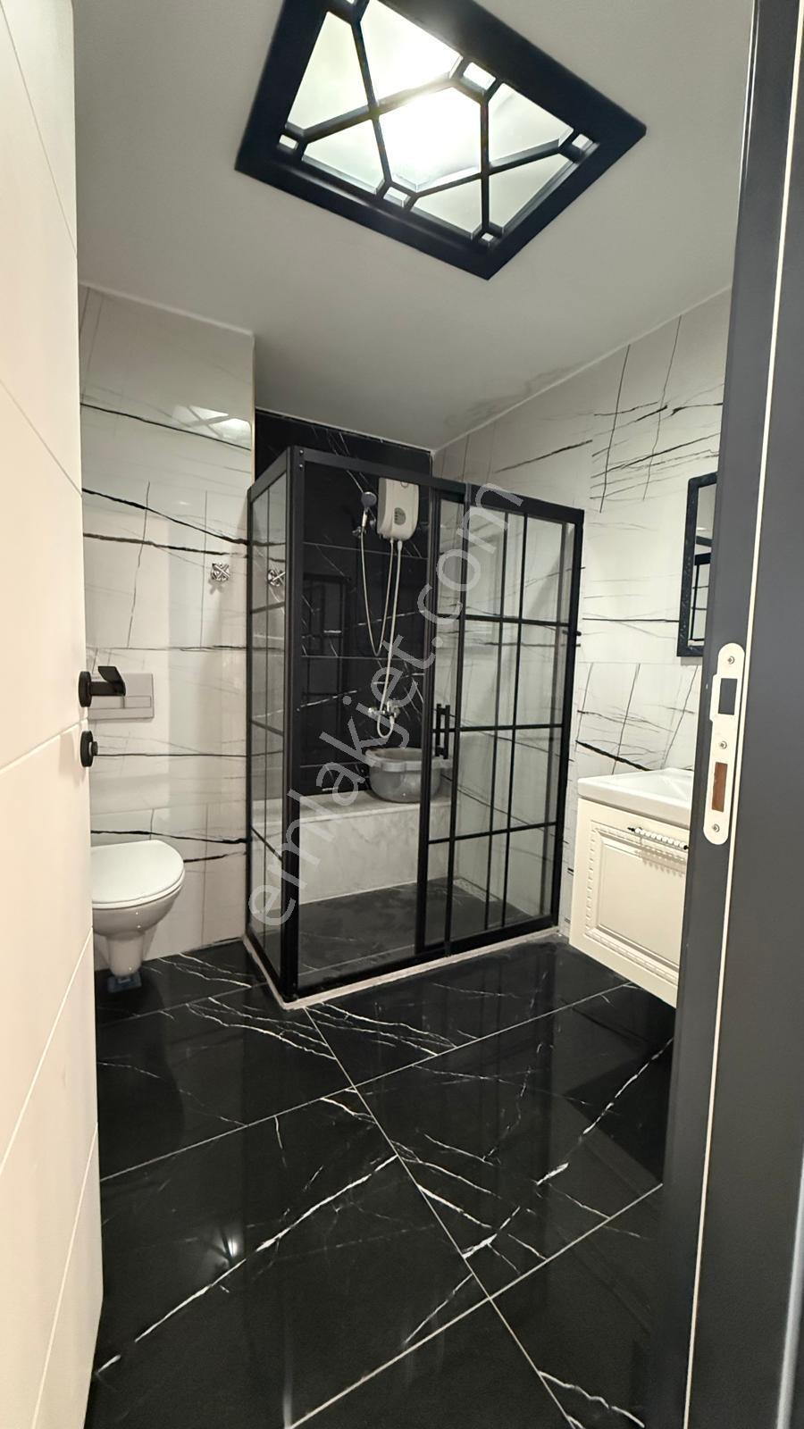 Adana Sarıçam Elifsu Uludağ Mah. 3+1 K.mutfak Kiralık Daire - Görsel 14