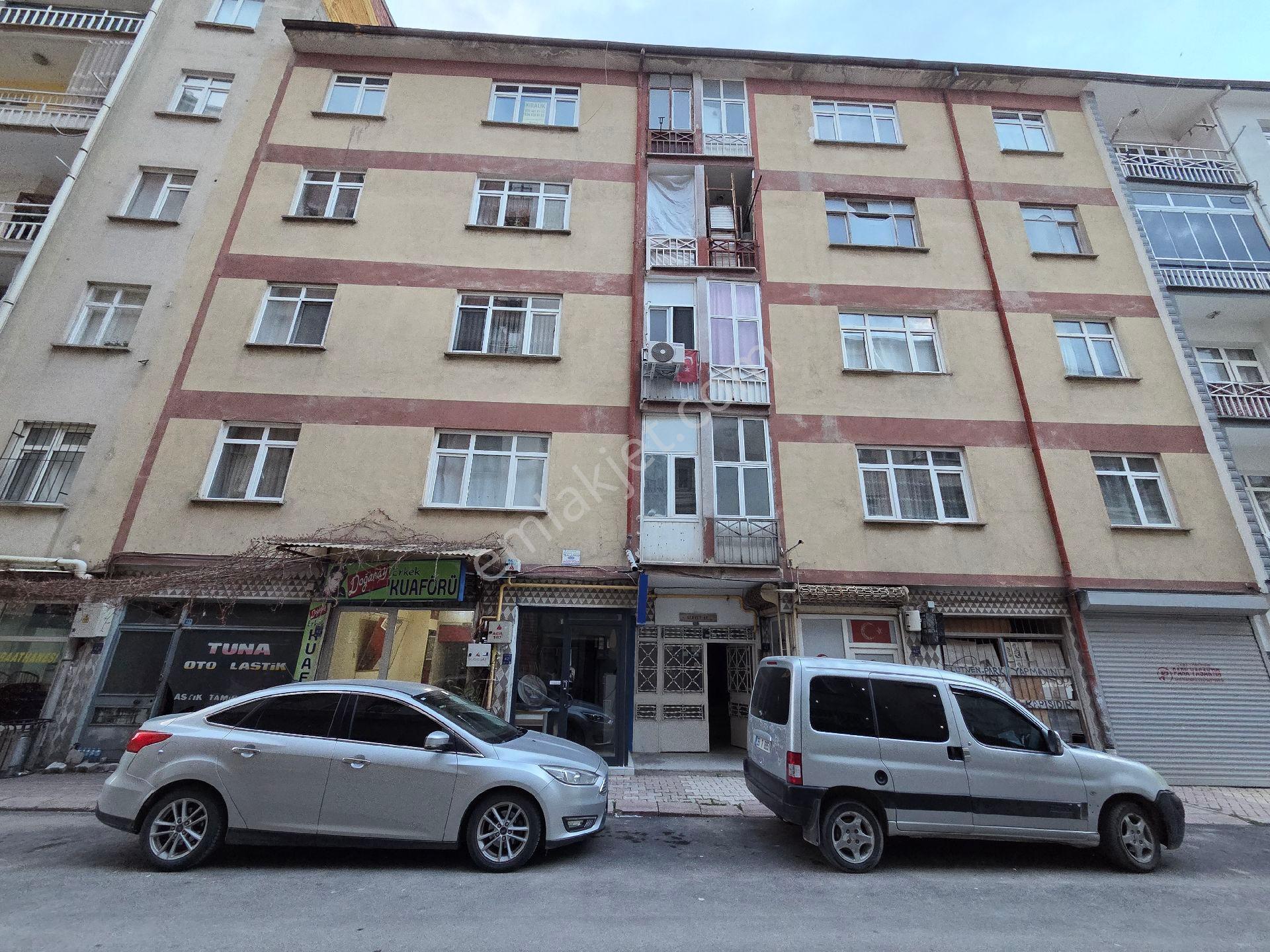 Rızaiye Mahallesinde 3+1 Kubbeli Camiinin İlerisinde Kiralık Daire - Görsel 28