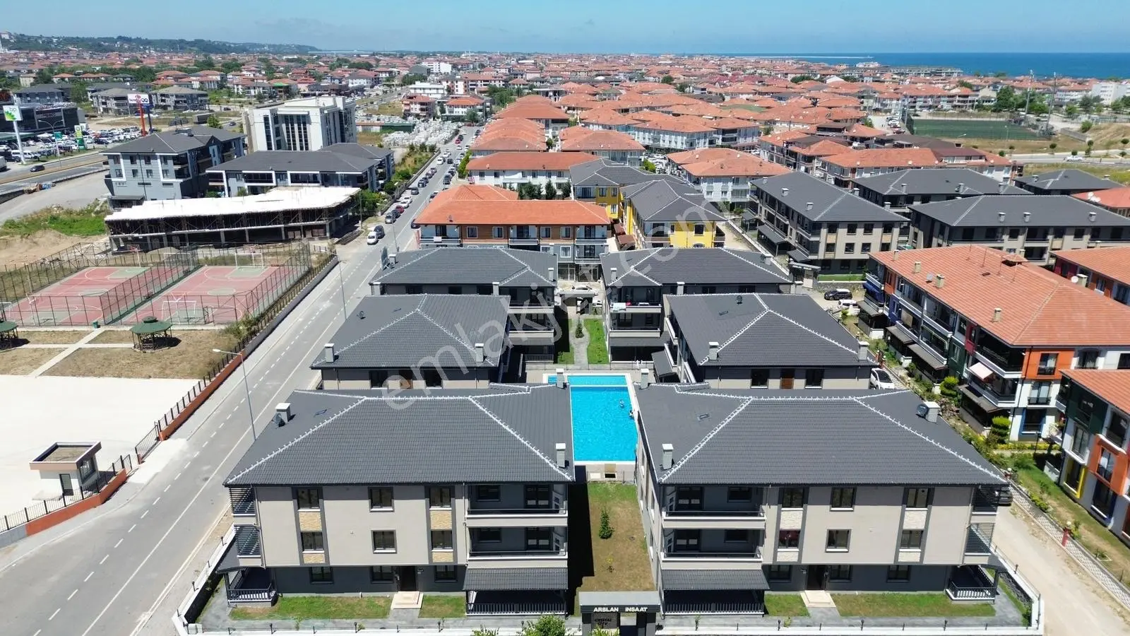 Arslan İnşaat Denize Sıfır Havuzlu Sitede %50 Peşin %50 Taksit - Görsel 5