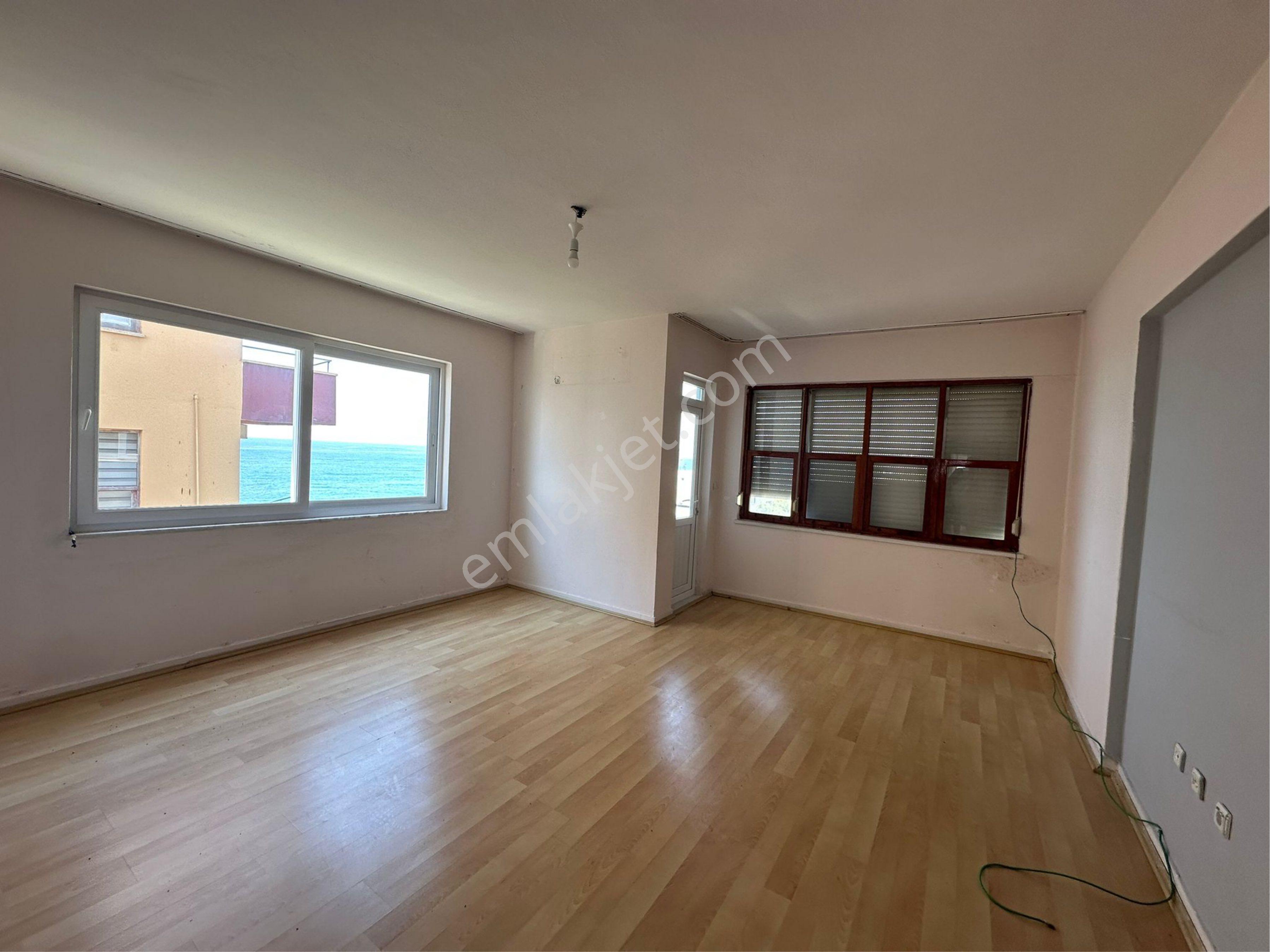 Alanya Okurcalar Mahallesinde Kiralık 2+1 Ayrı Mutfak Denize Sıfır Müstakil Daire - Görsel 2