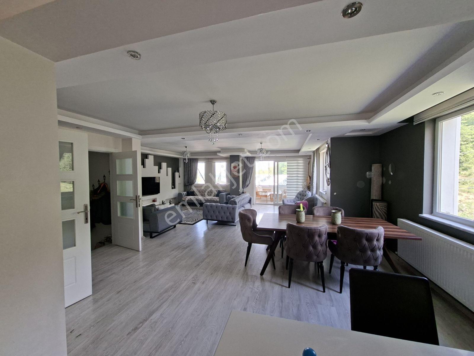 Samsun Ladik'de Doğa Ve Şehir Manzaralı Trıpleks Villa - Görsel 7