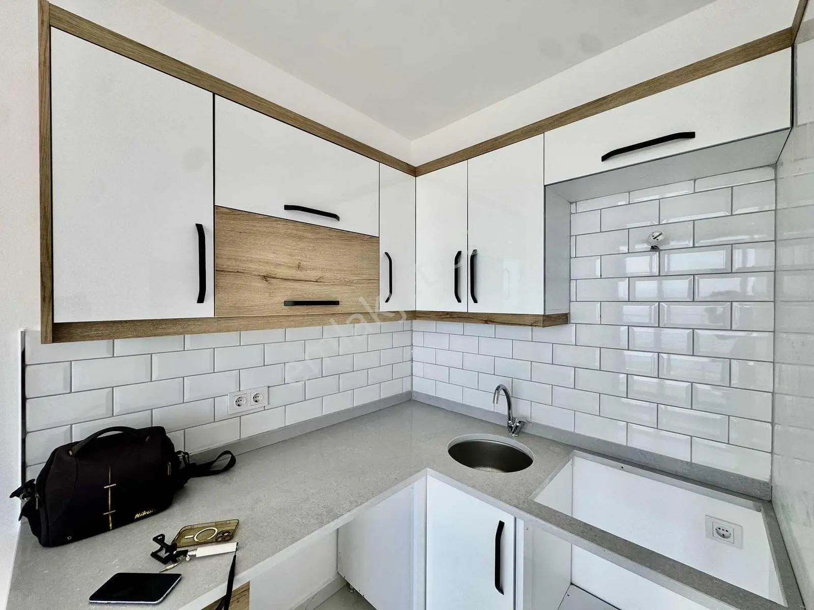 Uygun Fiyata Sıfır Deniz Manzaralı Havuzlu Site İçi 2+1 Dairemiz - Görsel 2