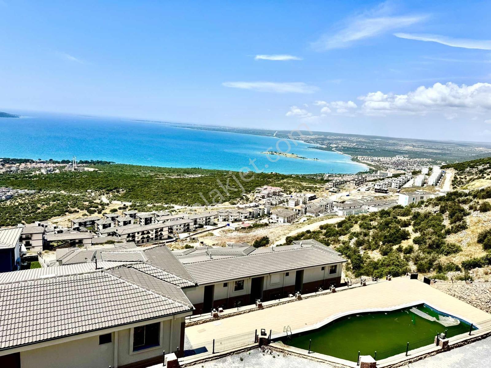 Uygun Fiyata Sıfır Deniz Manzaralı Havuzlu Site İçi 2+1 Dairemiz