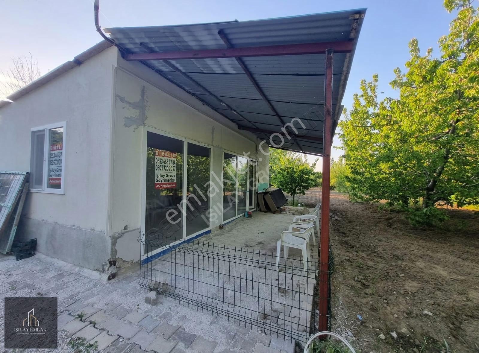 Afyon Erkmen Hürriyet Mahallesinde Kiralık Evli Bahçe - Görsel 16