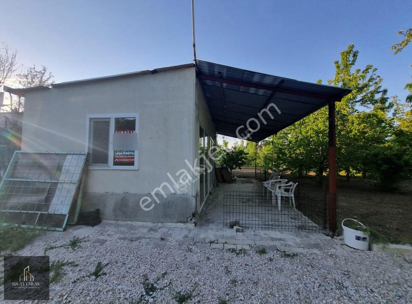 Afyon Erkmen Hürriyet Mahallesinde Kiralık Evli Bahçe - Görsel 4