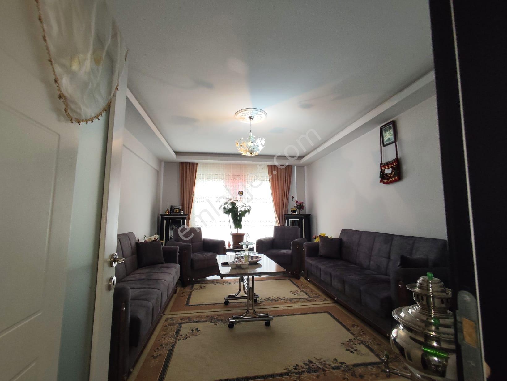 Yılmaz Gayrimenkulden 3+1 Fırsat Dairesi - Görsel 15