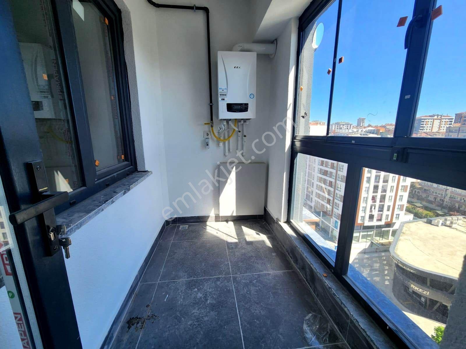 Bağcılar`da Sıfır Site İçerisinde Mükemmel 12. Ara Kat Daire - Görsel 35