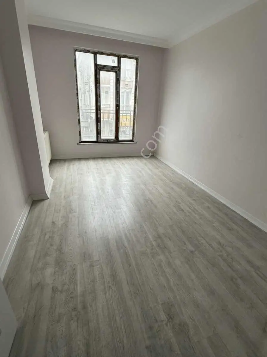 2+1 Sıfır Anacadde Üzerinde Ön Cephe Daire - Görsel 4