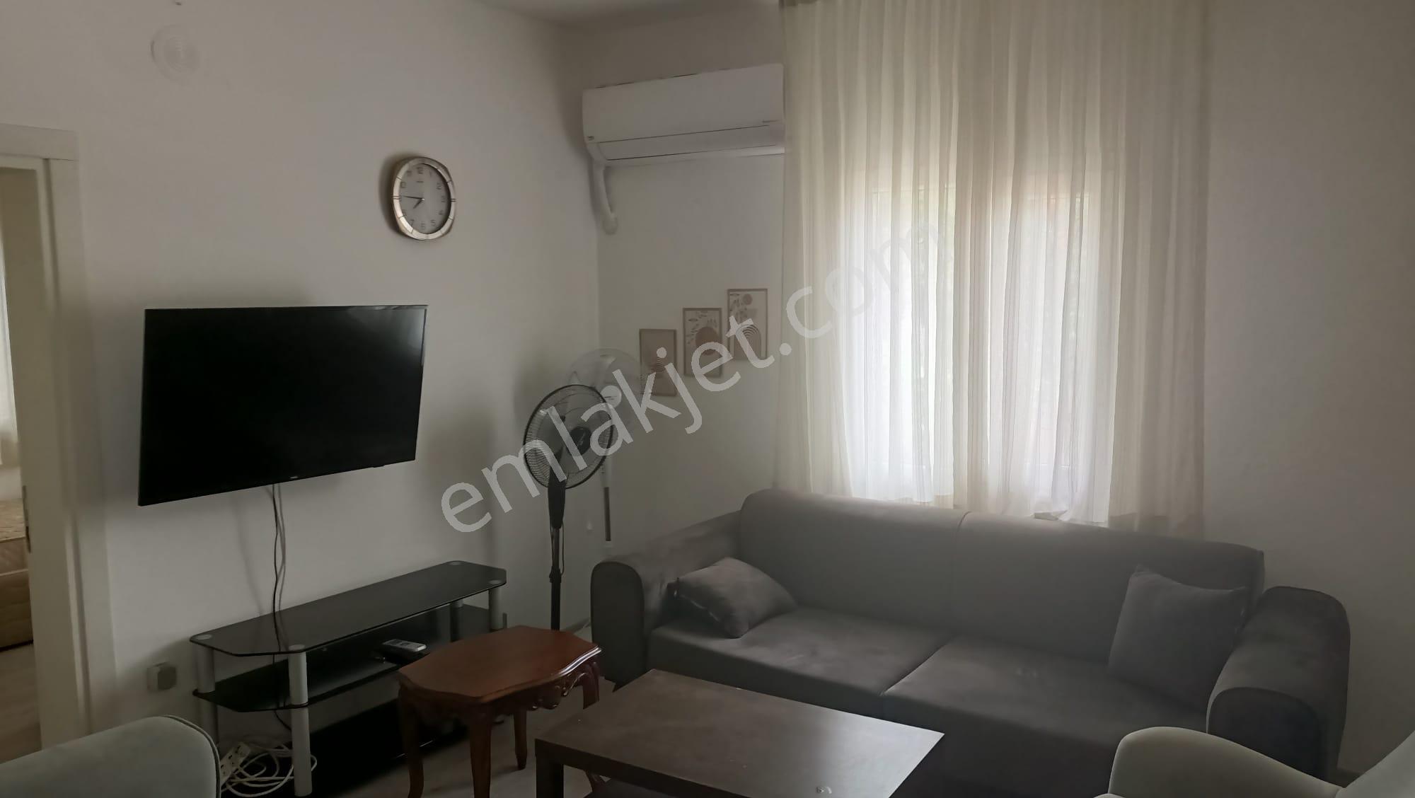 Çeşme Ilıca Merkeze Ve Ilıca Plajına Yürüme Mesafesinde Yıllık/sezonluk Kiralık Daire - Görsel 12