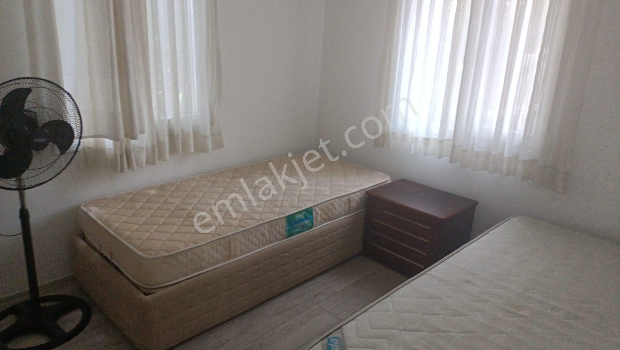 Çeşme Ilıca Merkeze Ve Ilıca Plajına Yürüme Mesafesinde Yıllık/sezonluk Kiralık Daire - Görsel 13