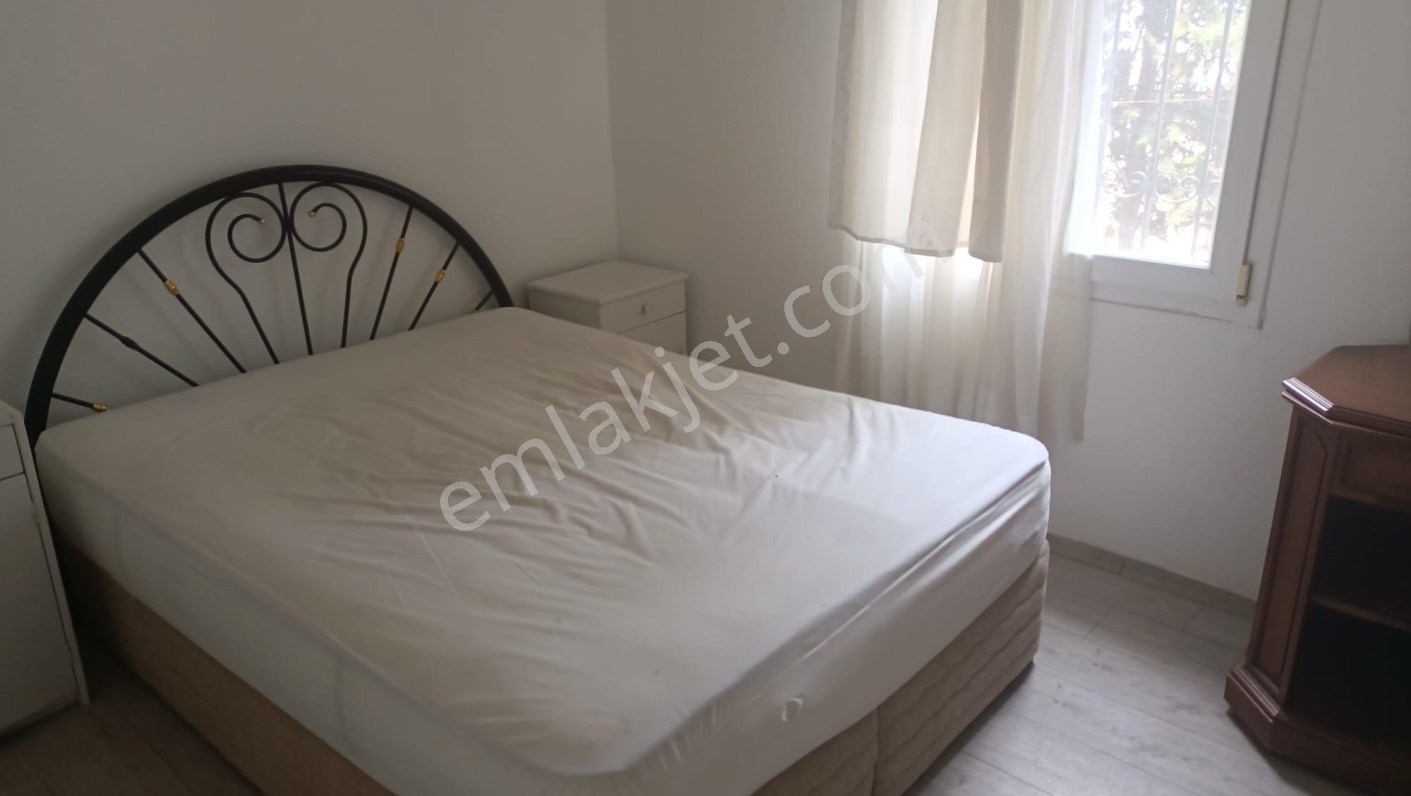 Çeşme Ilıca Merkeze Ve Ilıca Plajına Yürüme Mesafesinde Yıllık/sezonluk Kiralık Daire - Görsel 14