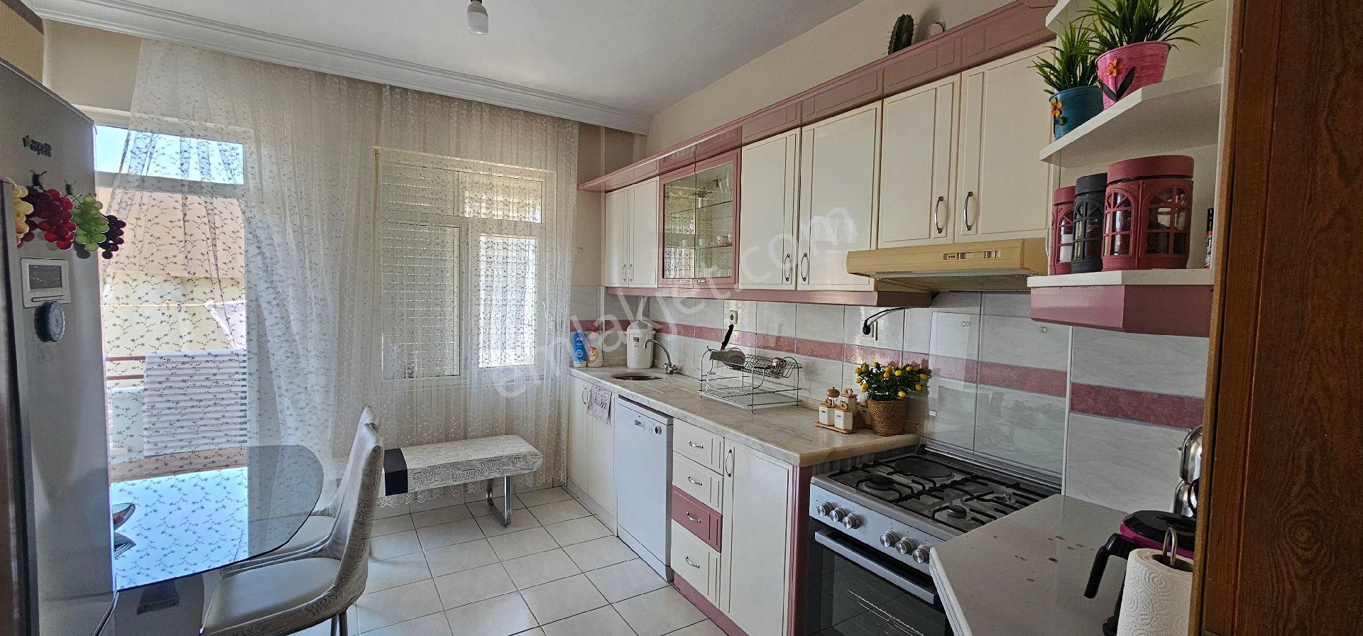 Eski Hisar Mahallesinde Satılık Kapalı Garajlı Geniş 3+1 Daire - Görsel 11
