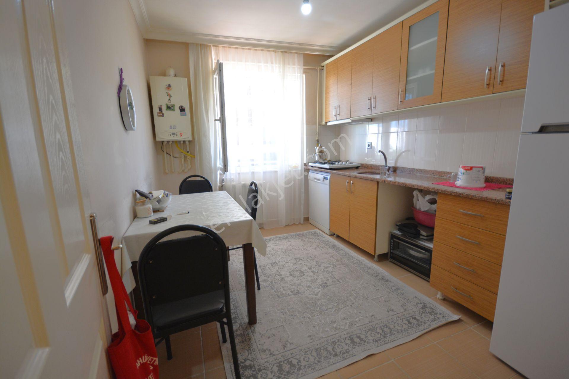 Sarıgazi Merkezde Satılık 2+1 Ara Kat 95 M² Kupon Daire - Görsel 13