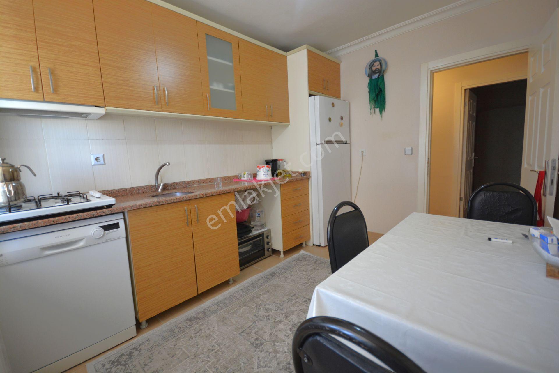 Sarıgazi Merkezde Satılık 2+1 Ara Kat 95 M² Kupon Daire - Görsel 11